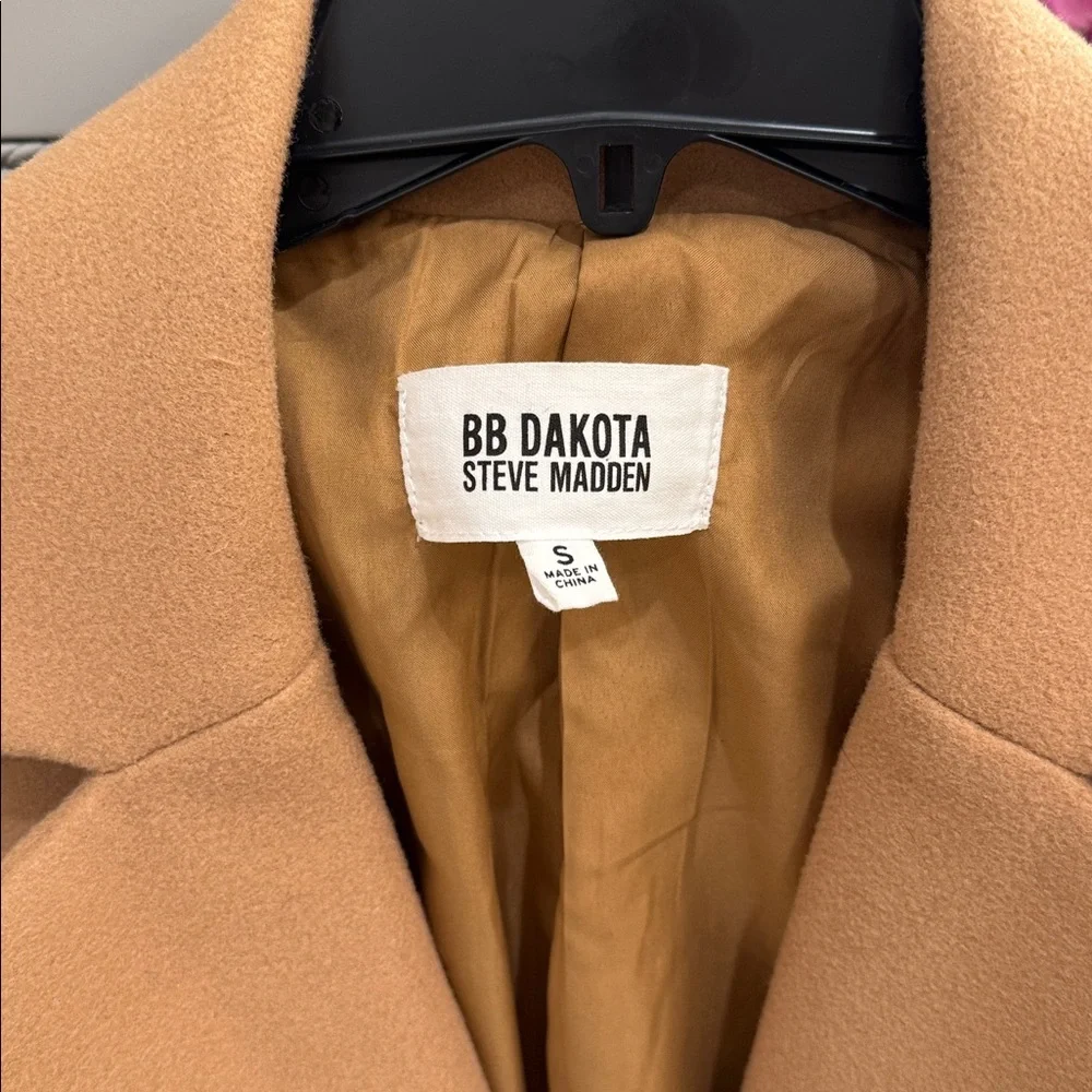 BB Dakota Camel Double-Breasted Trench Coat - Picture 2 of 5